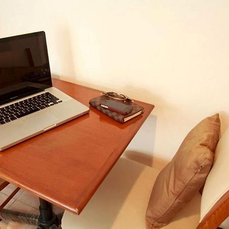 Ritratana Apartment Bangkok Room photo